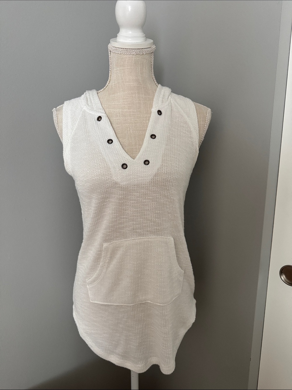 Inspired Hearts White Sleeveless Hooded Knit Tank with Front Pocket